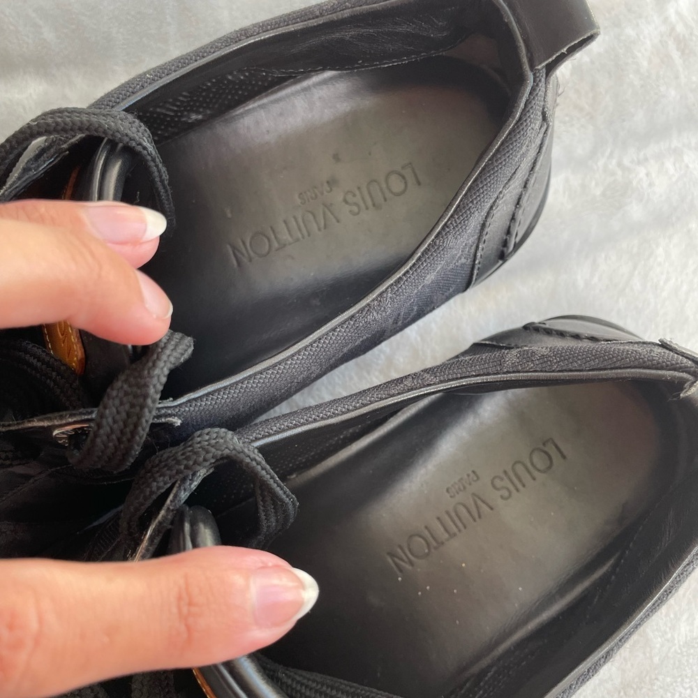 Louis Vuitton authentic Men’s shoes-lowest price available! Size 9 Men’s (8 EU) - Picture 14 of 16